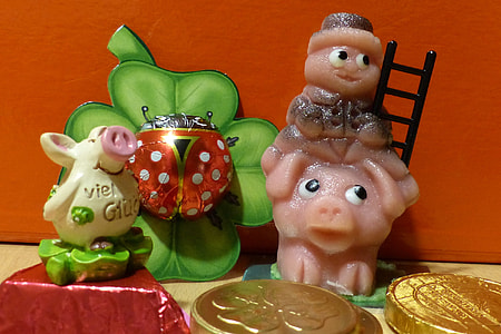 Lucky Charm, New Year'S Eve thumbnail