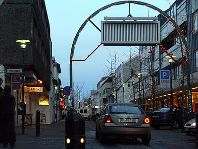 Main shopping street in Reykjavik thumbnail