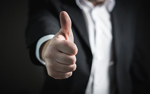 man rising his right thumb thumbnail