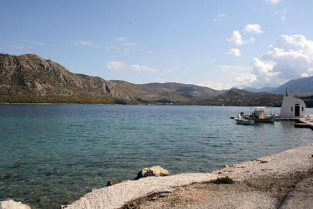 The Vouliagmeni lake in Loutraki, Greece thumbnail