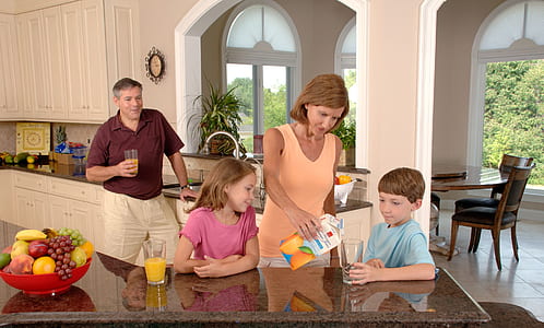 family in kitchen thumbnail