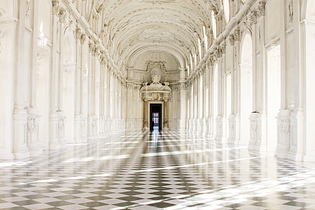 building interior photo thumbnail