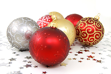 seven bauble thumbnail