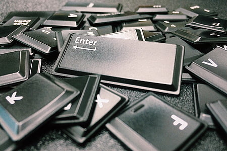 black keyboard key lot thumbnail