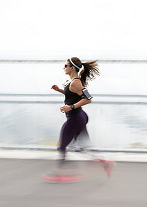 woman runnign outdoors thumbnail