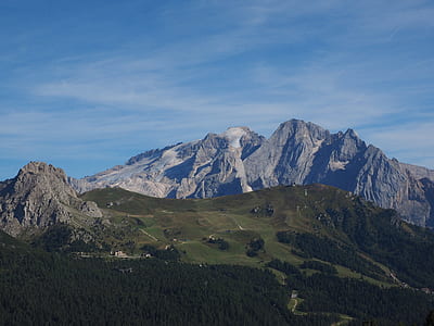 mountain under blue sky thumbnail