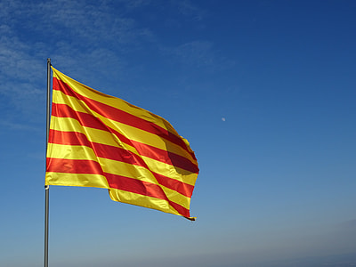 raised yellow and red stripe flag thumbnail