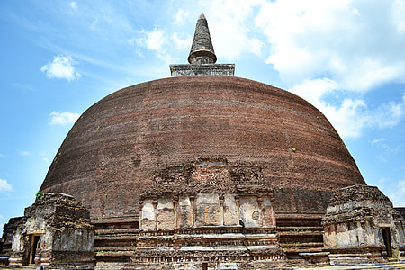dome building under blue sky thumbnail