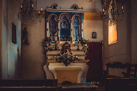 white and beige altar thumbnail