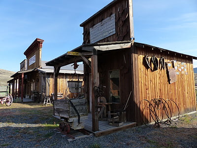 brown wooden house thumbnail
