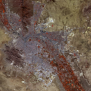 False-color satellite image of El Paso, Texas thumbnail