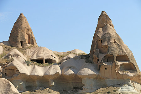 brown sand house thumbnail