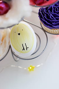 egg with illustration on tray thumbnail
