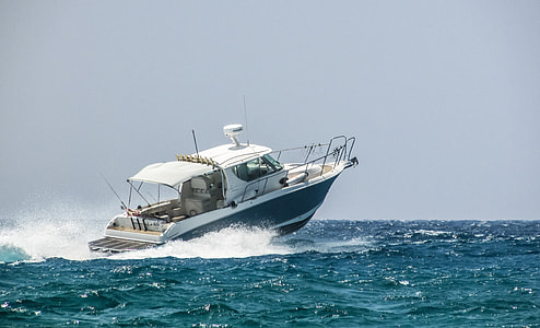 boat on ocean thumbnail