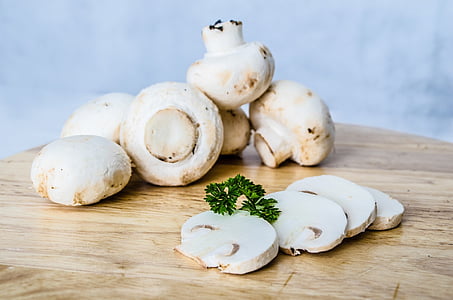 shiitake mushroom lot thumbnail