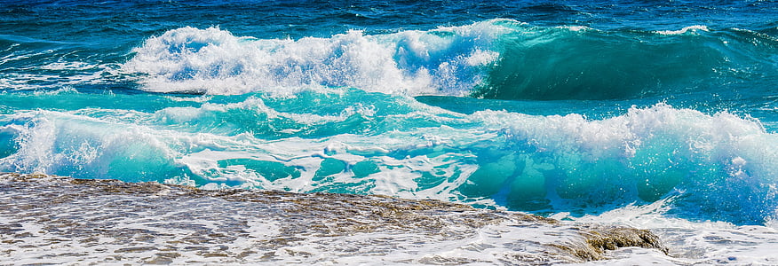 wave of body of water thumbnail
