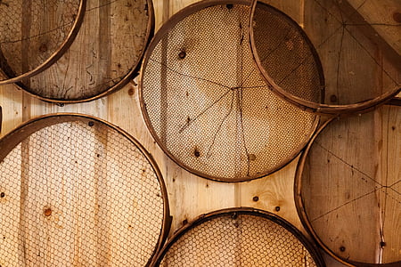 round brown net trays thumbnail