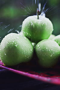 Green apples thumbnail