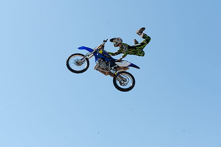 man doing motocross stunt thumbnail