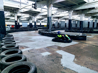 go kart on track thumbnail