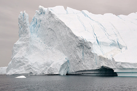 glacier on body of water thumbnail