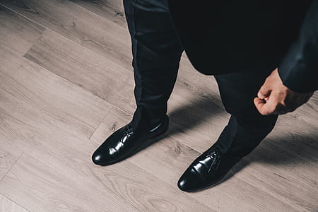 Mens Leather Dress Shoes Photo thumbnail