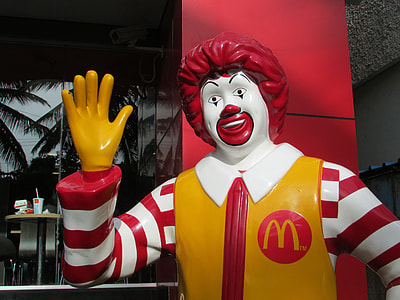 McDonald's statue thumbnail