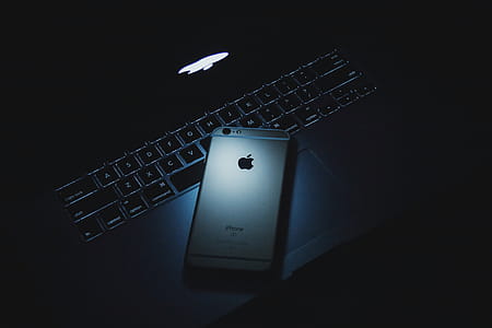 Dark MacBook and iPhone thumbnail