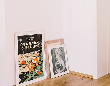 assorted wall decors thumbnail