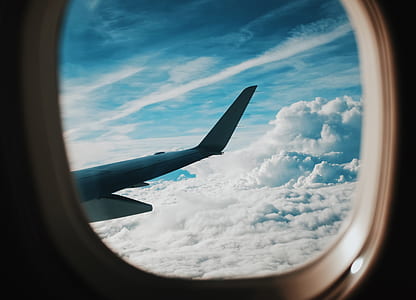 right airliner wing thumbnail