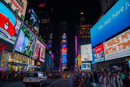 time square at night thumbnail