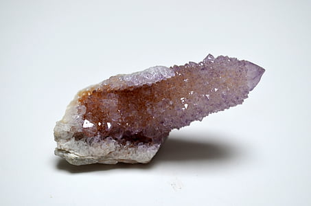 beige geode rock thumbnail