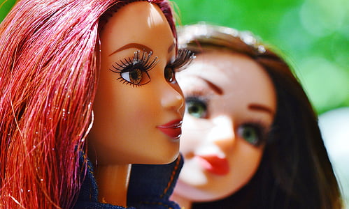 Barbie doll thumbnail