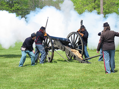 five man holding cannon thumbnail