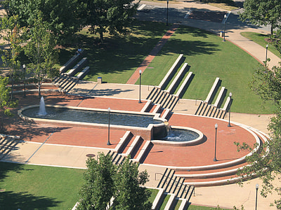 Fountain at University of North Carolina at Greensboro thumbnail