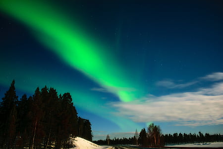 green aurora thumbnail