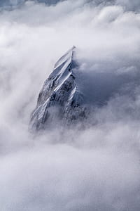mountain covered with snow thumbnail