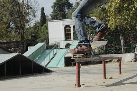 person doing skateboard tricks thumbnail