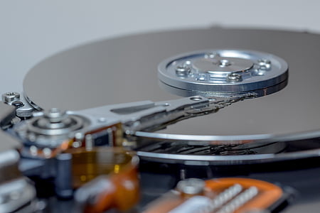 close up shot of turn table thumbnail