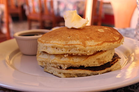 pancake on white ceramic plate thumbnail