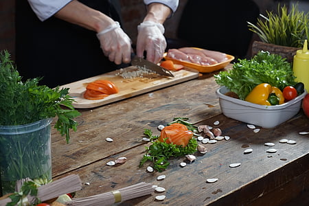 person chopping vegetable thumbnail