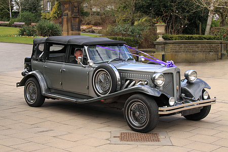 grey vintage car thumbnail
