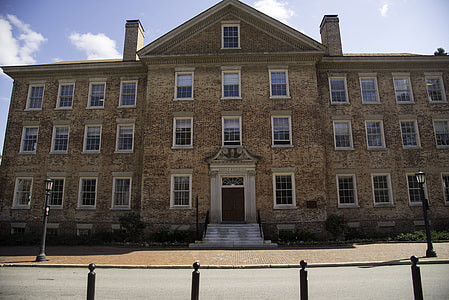 Large Classroom building at UNC Chapel Hill, North Carolina thumbnail
