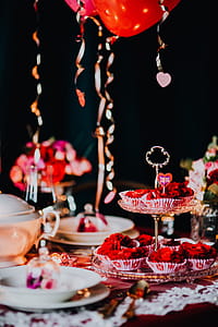 Table Decorations & Flowers for Valentine thumbnail