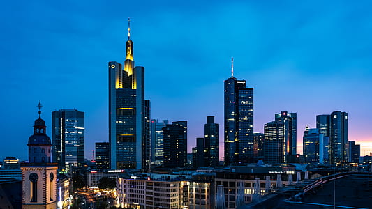 photography of city thumbnail