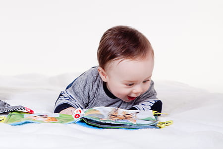 baby looking animal photo thumbnail