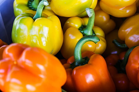 bunch of bell pepper thumbnail