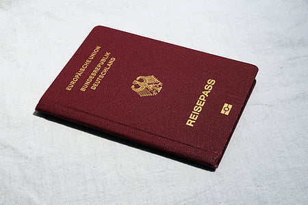 Reisepass book thumbnail