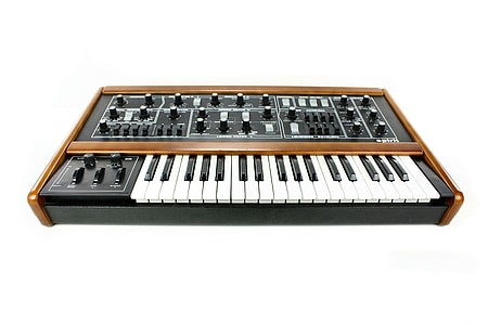 Vintage Synthesizer, Crumar thumbnail