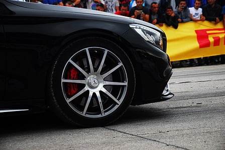 chrome-colored wheel and tire thumbnail